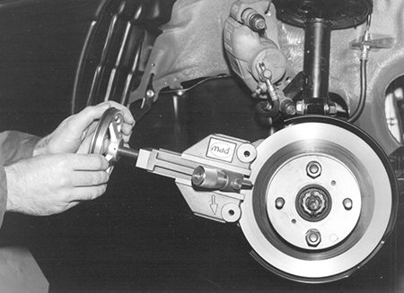450x350-MAD-History-brake-disc-aligning.png